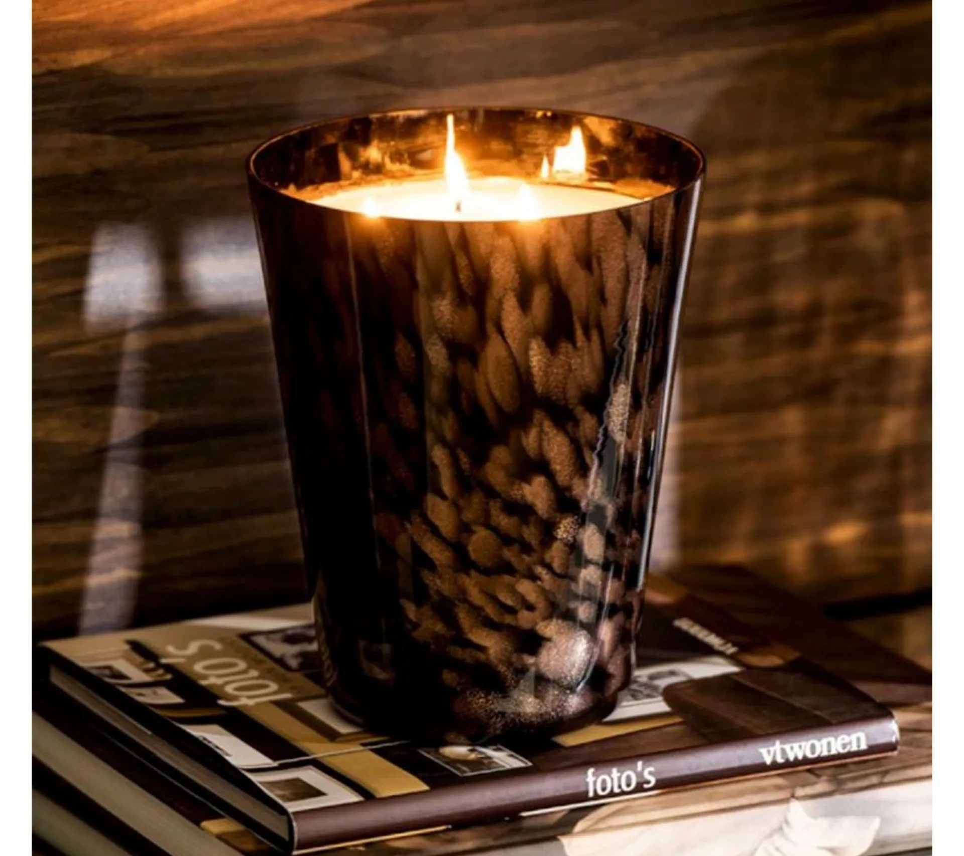 Discount * Bougie Parfumee "Bois De Santal" 20Cm Noir Et Or