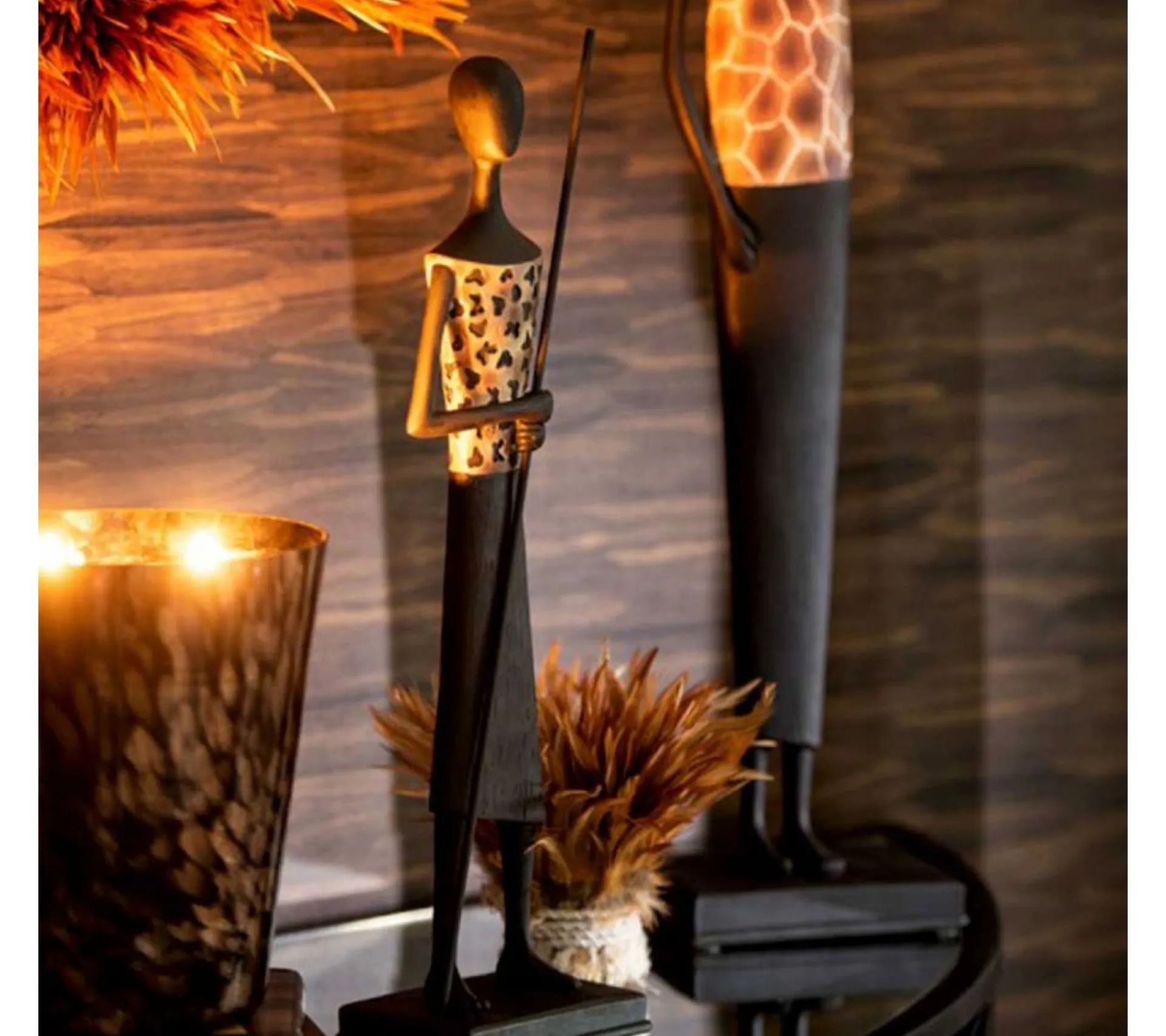 Flash Sale * Bougie Parfumee "Bois De Santal" 16Cm Noir Et Or