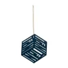 FEERIC LIGHTS AND CHRISTMAS Guirlande Et Boule De Sapin^ Sujet De Noël A Suspendre Lot De 2 Cubes Plats En Bois H 9 Cm