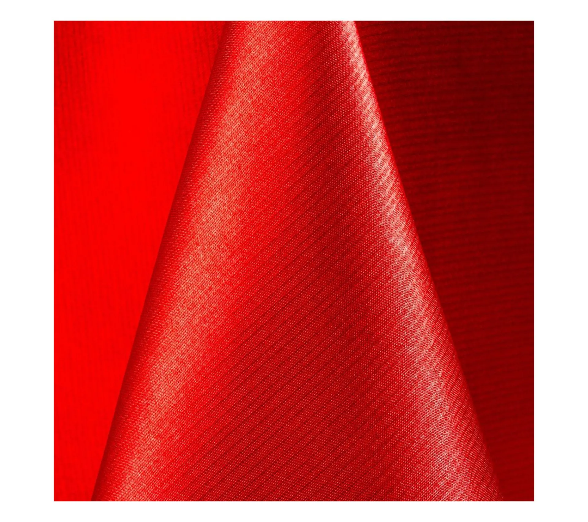 Outlet FEERIC LIGHTS AND CHRISTMAS Nappe Satin Rouge 140 X 240 Cm