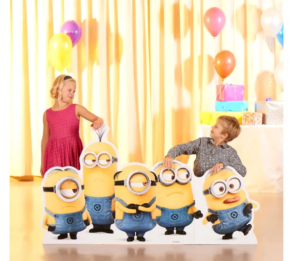 STAR CUTOUTS Anniversaire Et Autres Fêtes^ Figurine En Carton Minions Group Pose Mischievous H 92 Cm