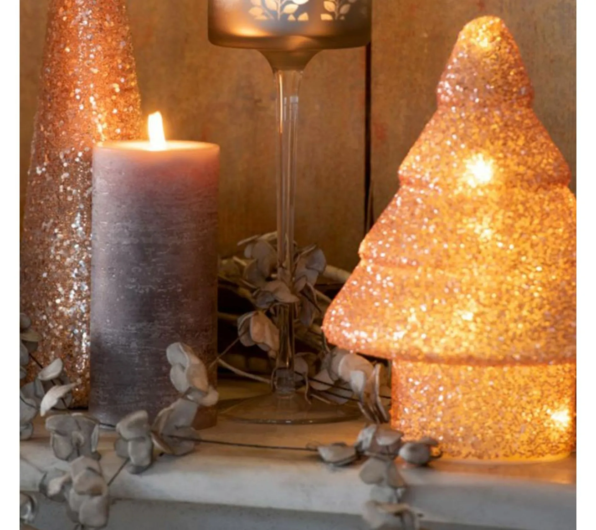 Fashion * Statuette Déco Led Verre "Sapin De Noël" 22Cm Rose
